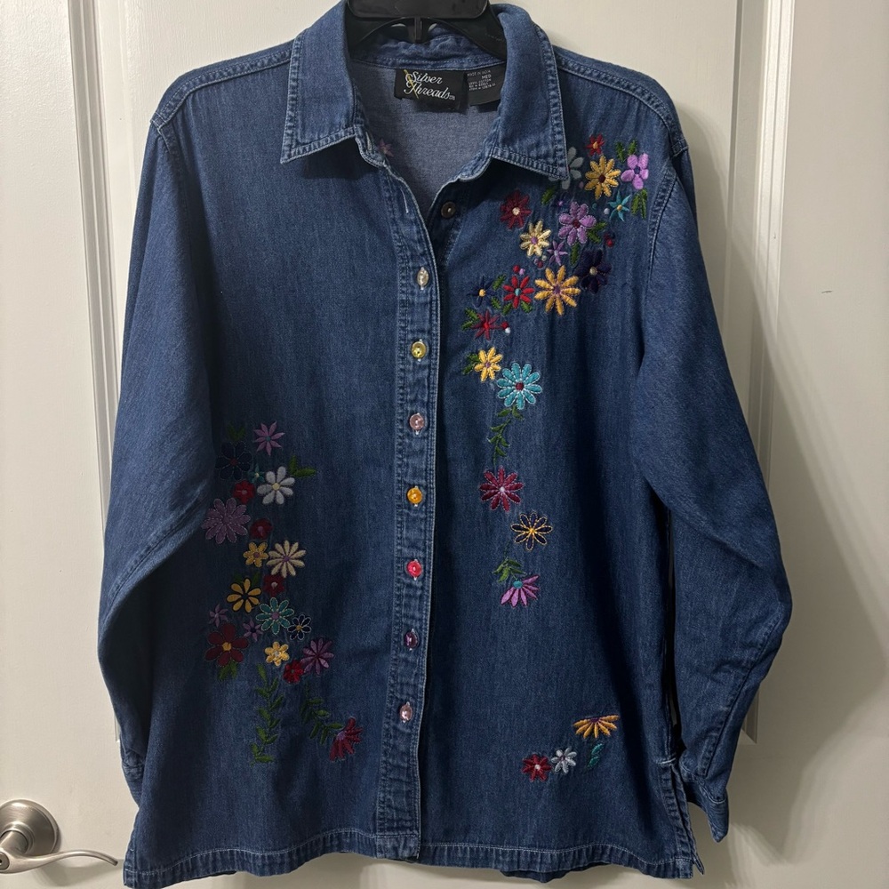 Silver Threads denim embroidered shirt size medium vintage 90s